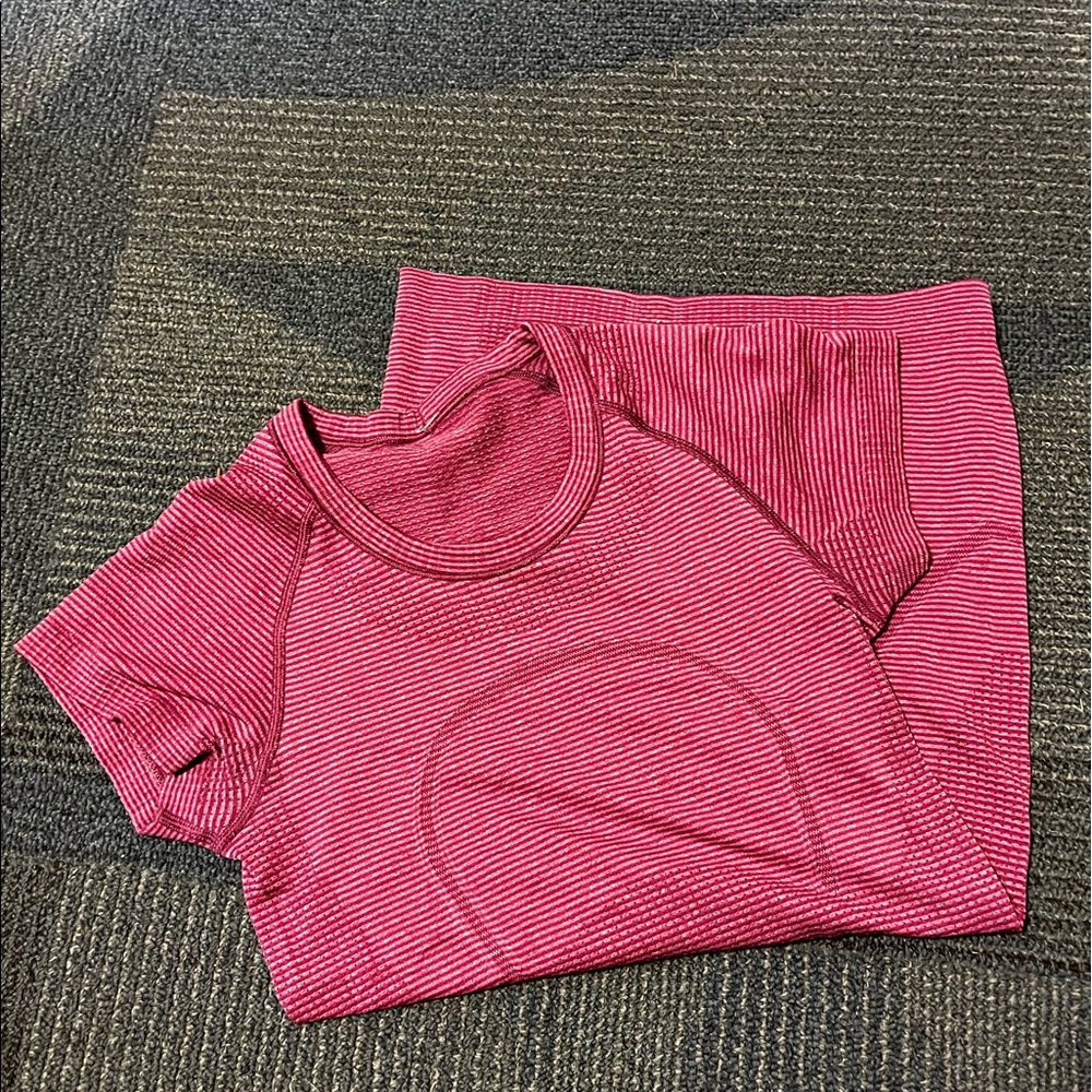 Lululemon Swiftly Tech Short Sleeve